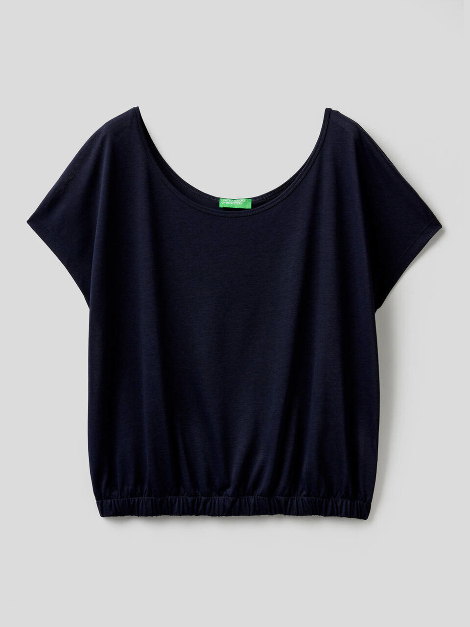 Blusa fluida con scollo rotondo image number 1