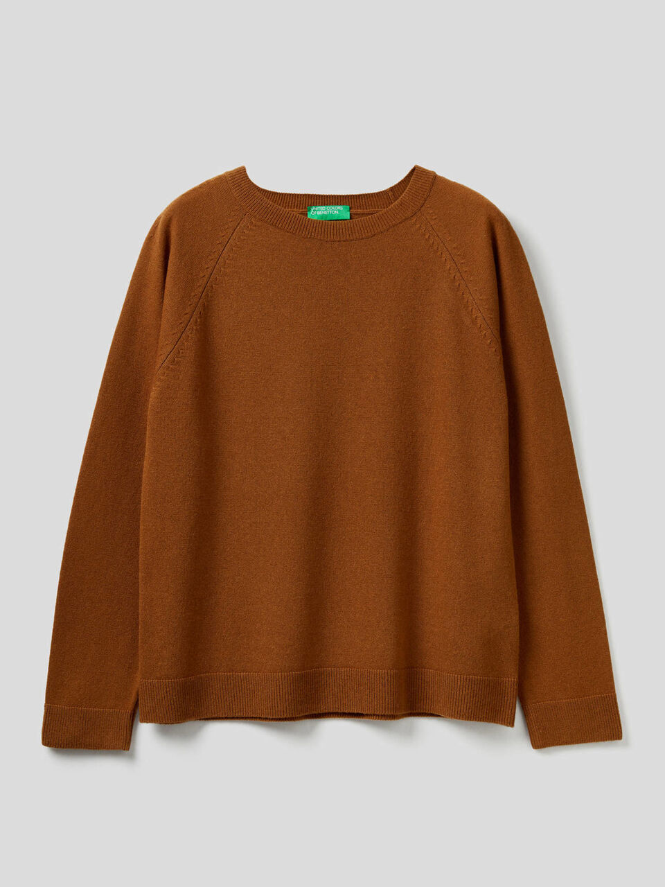 Maglia girocollo in misto lana e cashmere image number 1