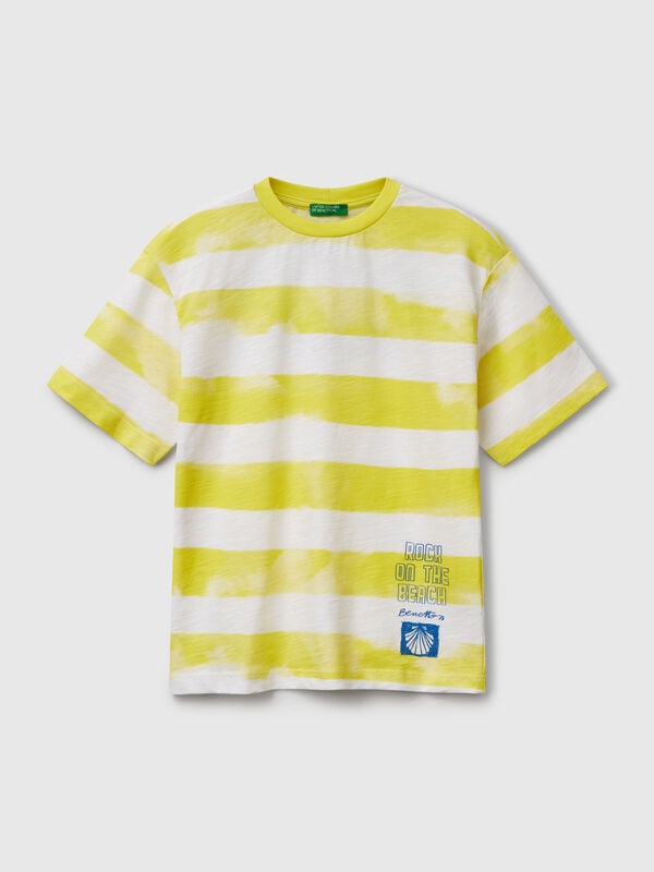 T-shirt a righe con stampa davanti e dietro Bambino