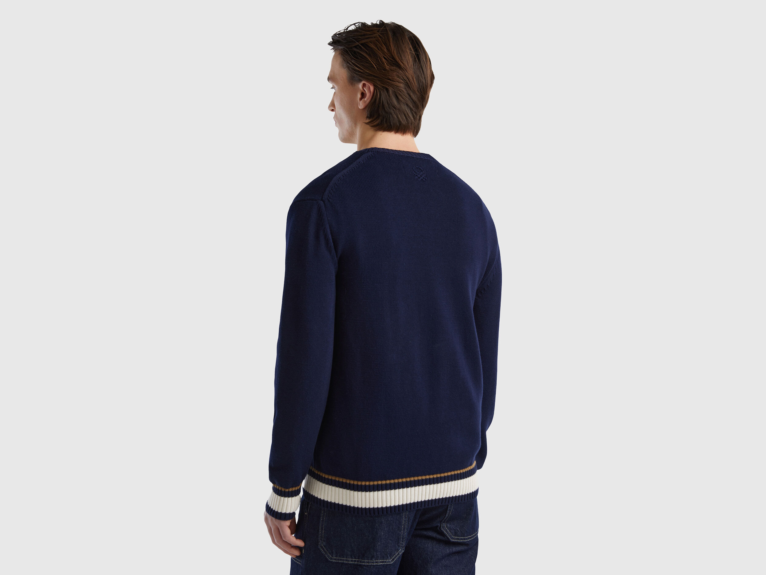 Maglia con intarsio cavallo Blu Scuro Uomo Benetton