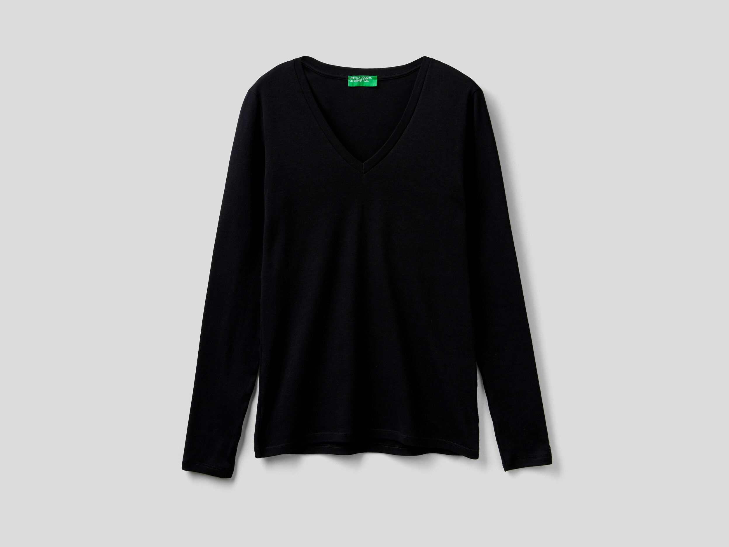 T-shirt A Manica Lunga Con Scollo A V United Colors of Benetton Donna Abbigliamento Top e t-shirt T-shirt T-shirt a maniche lunghe 