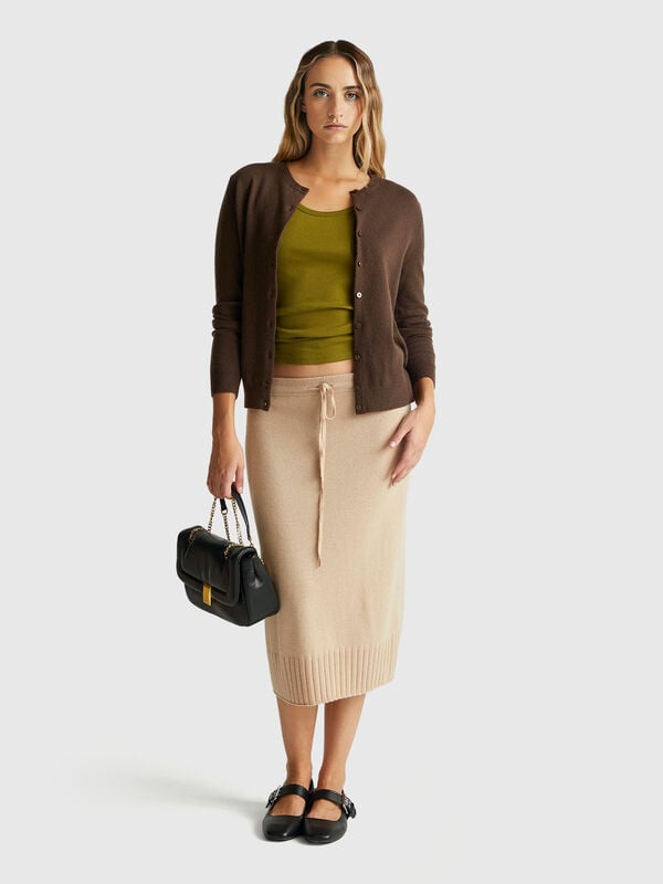 Cardigan girocollo marrone in pura lana Merino Donna