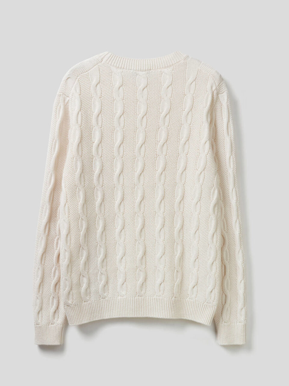 Maglione girocollo a trecce image number 2
