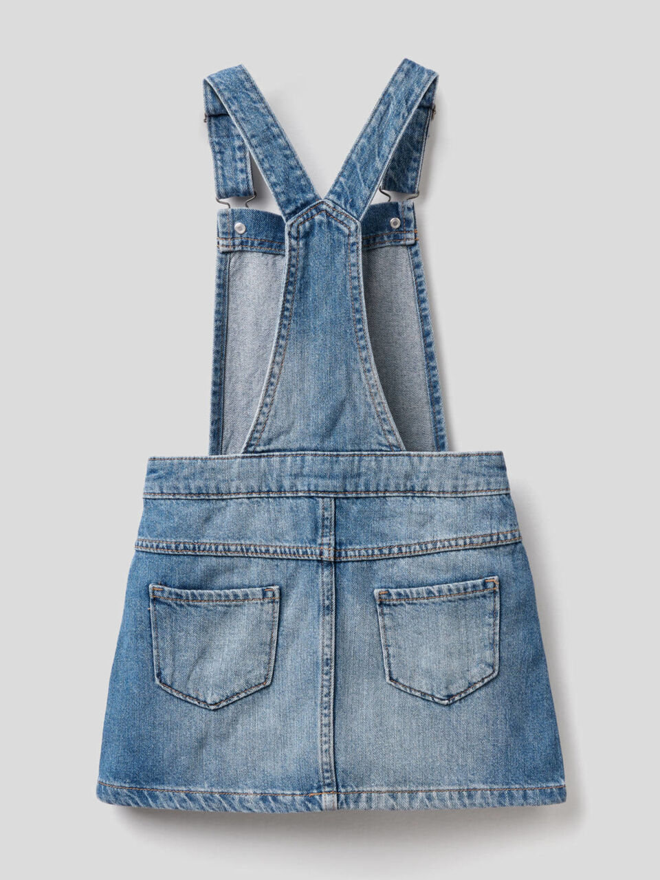 Gonna salopette in denim di puro cotone image number 2
