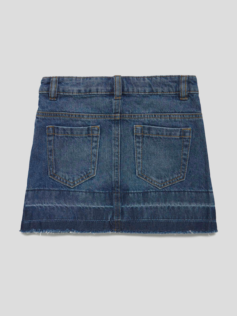 Gonna denim con rotture image number 2