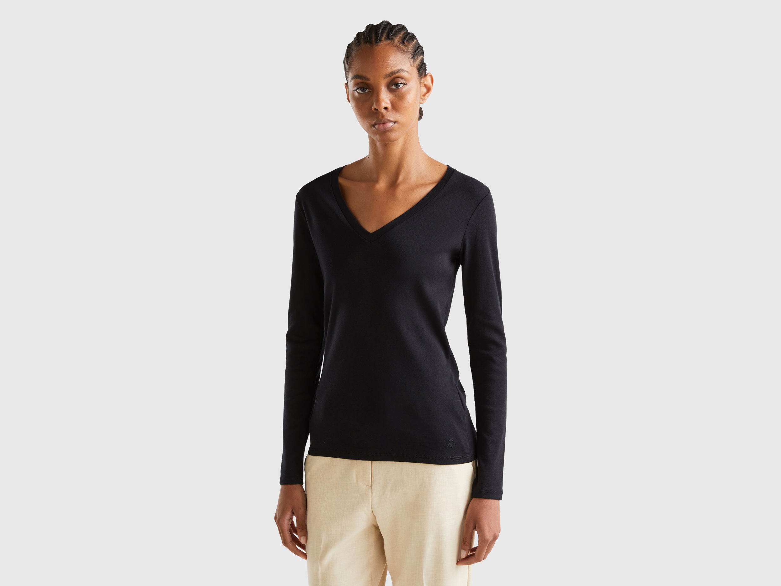 T shirt a manica lunga con scollo a V Nero Donna Benetton
