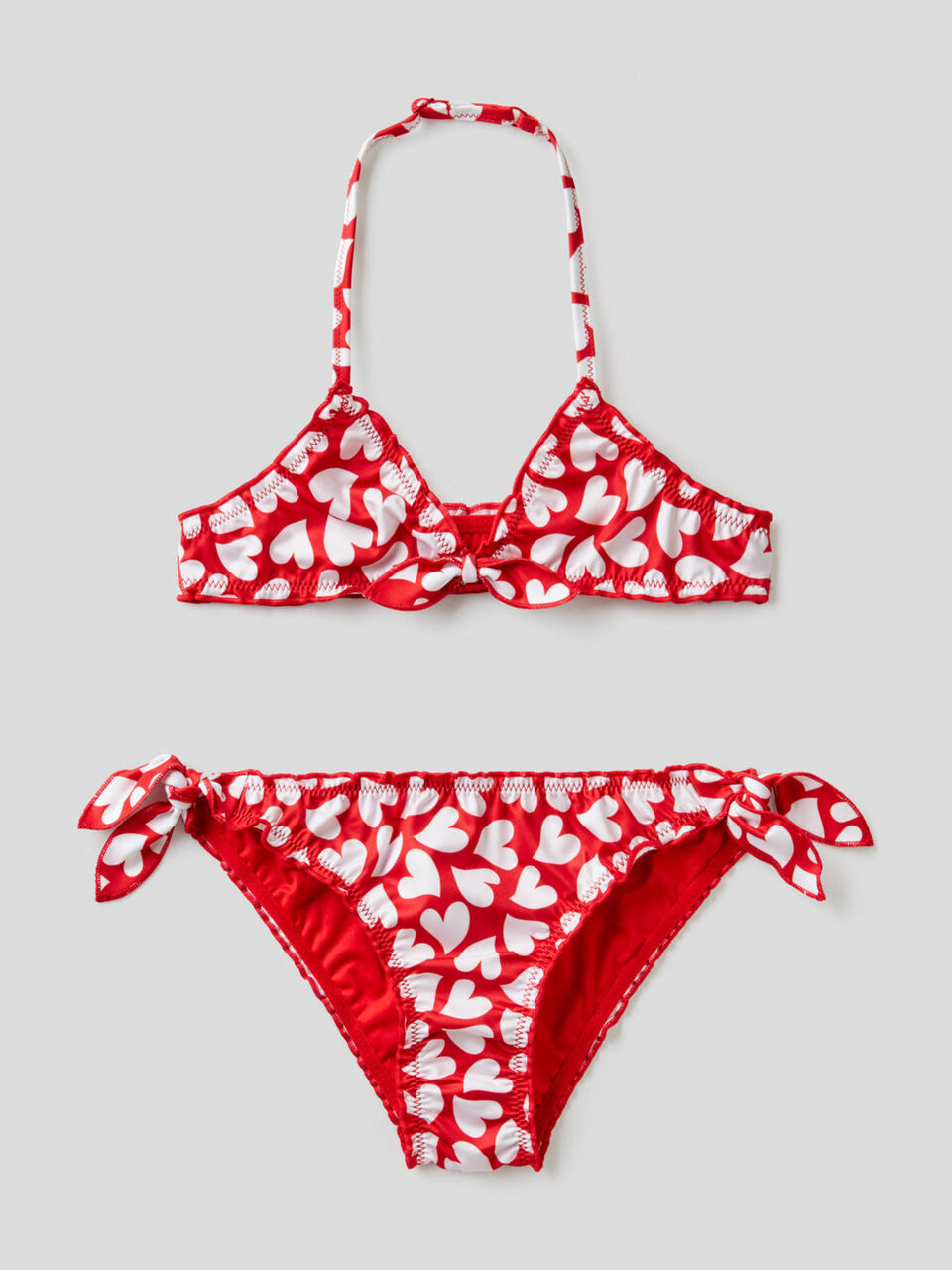 Bikini fantasia image number 1