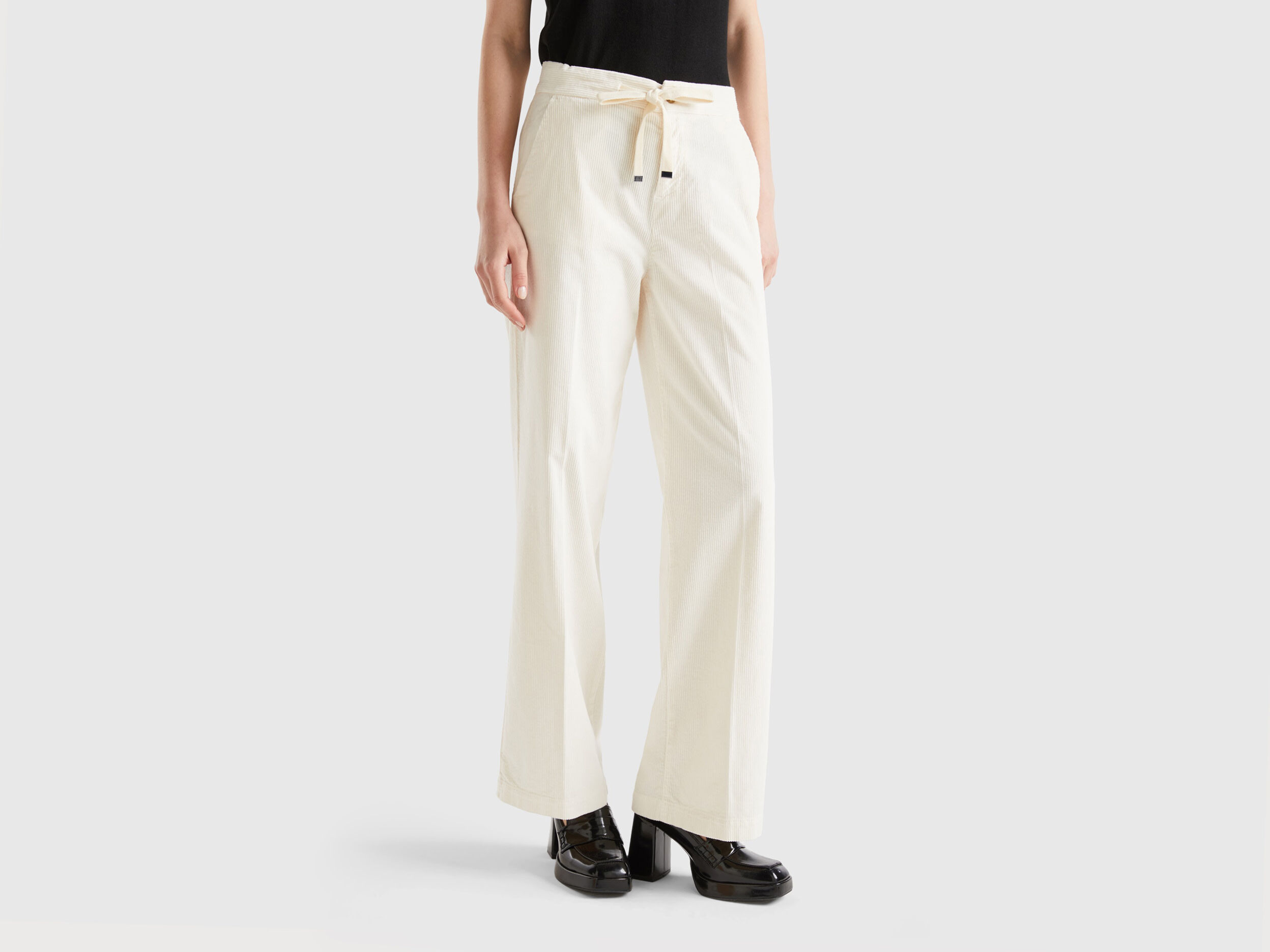 Pantaloni ampi in velluto Bianco Donna Benetton