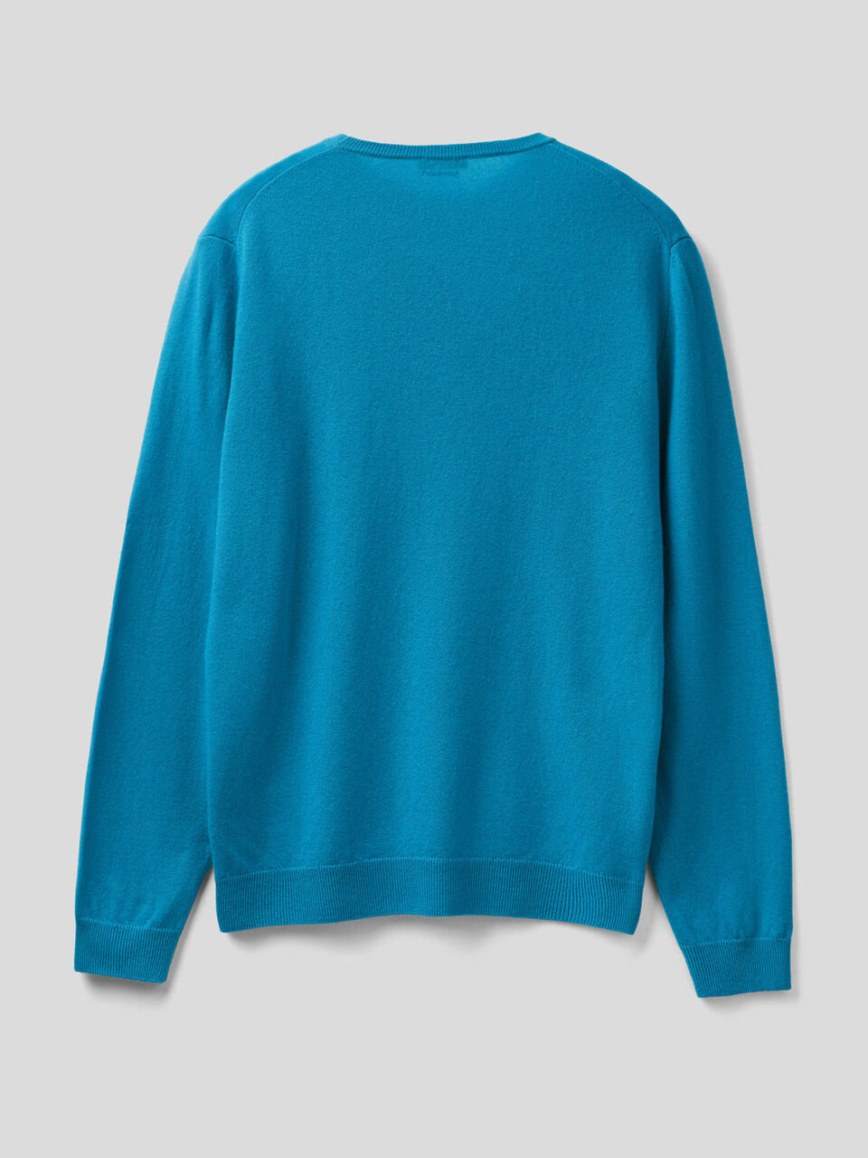 Maglia girocollo in pura lana vergine image number 2