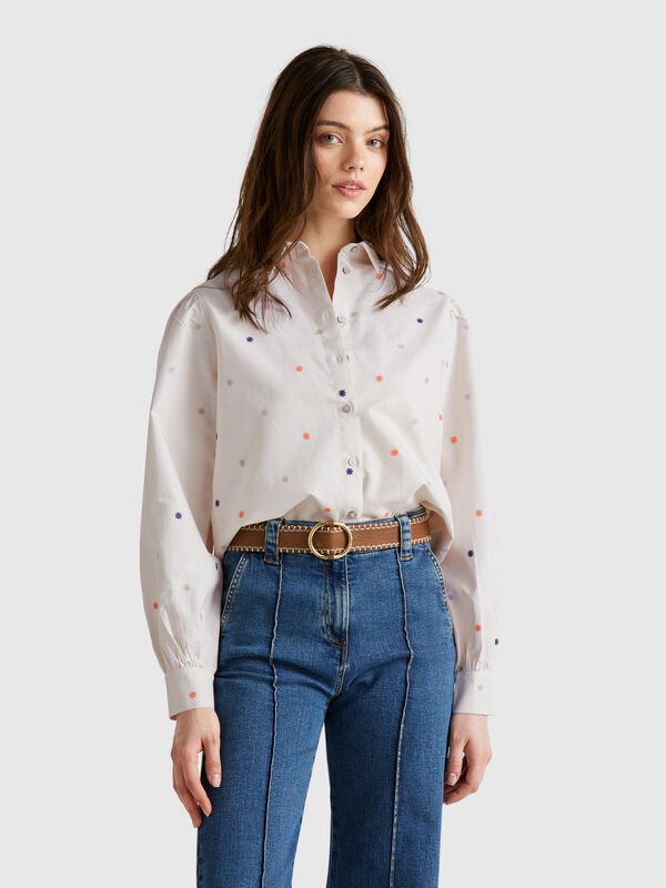 Camicia con ricamo fiori Donna