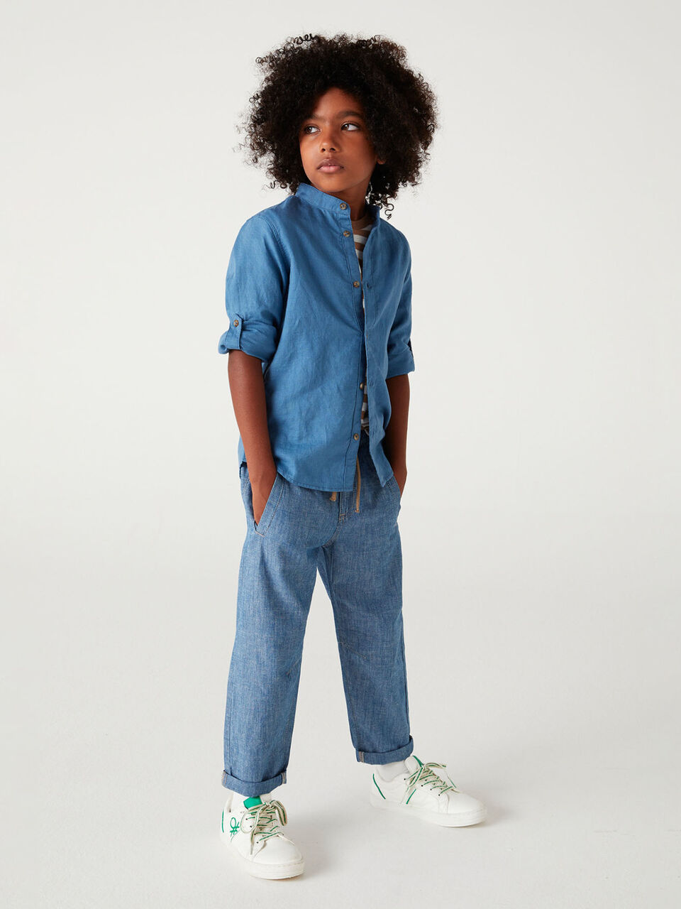 Pantaloni carrot fit in misto lino image number 1