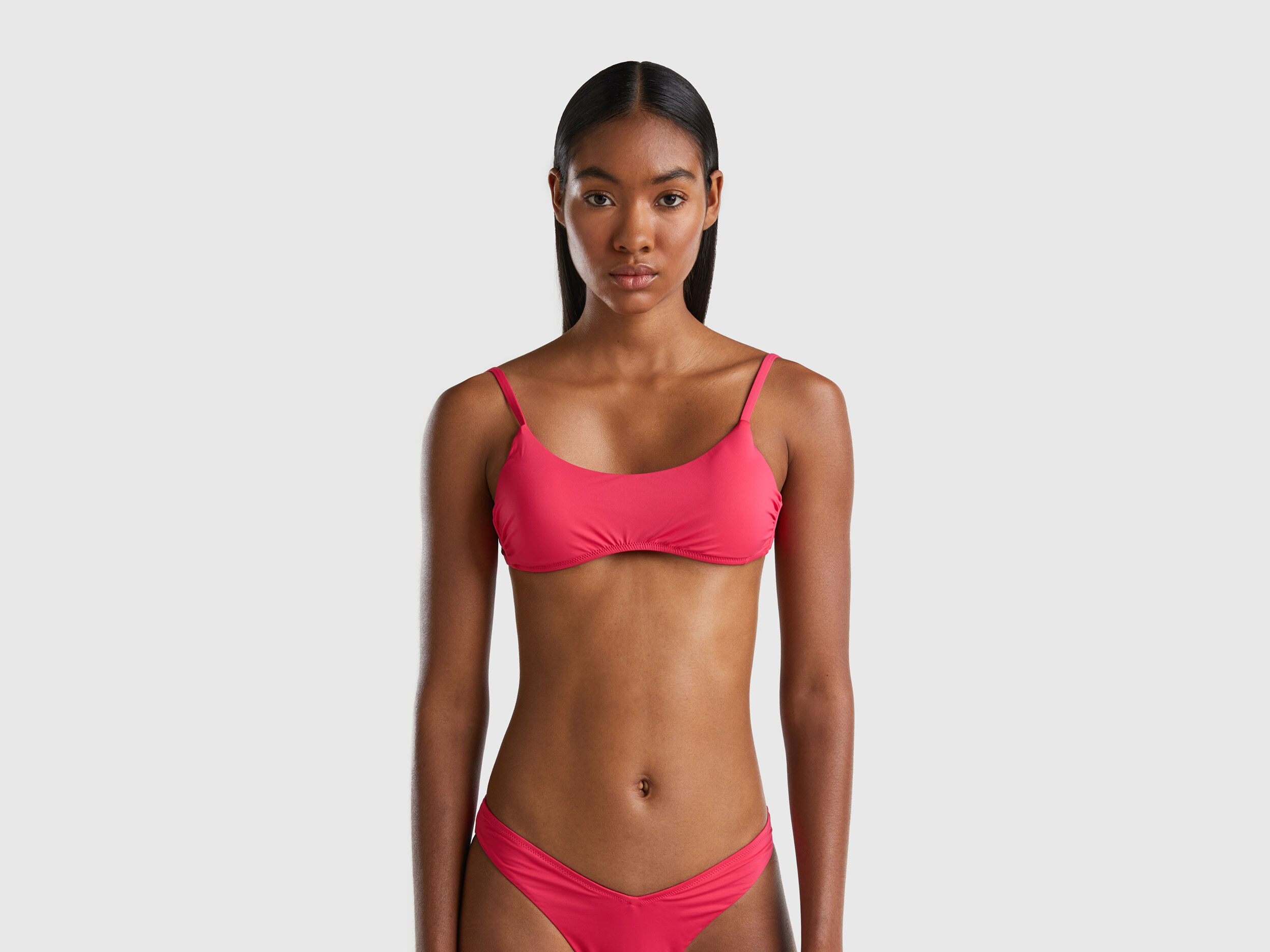 In tempo missile assegnare costumi da bagno donna benetton