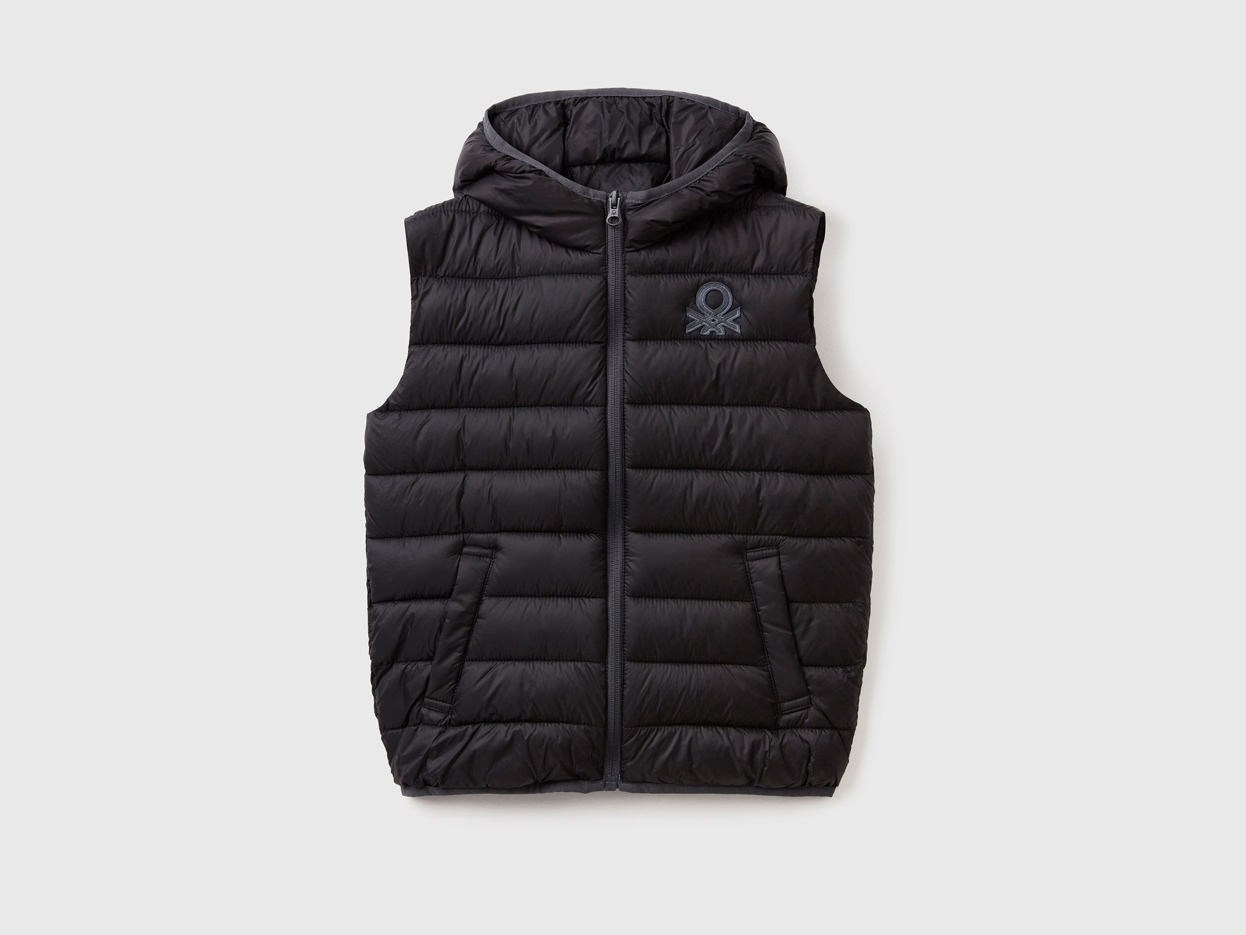 Gilet imbottito con cappuccio Nero Bambino Benetton