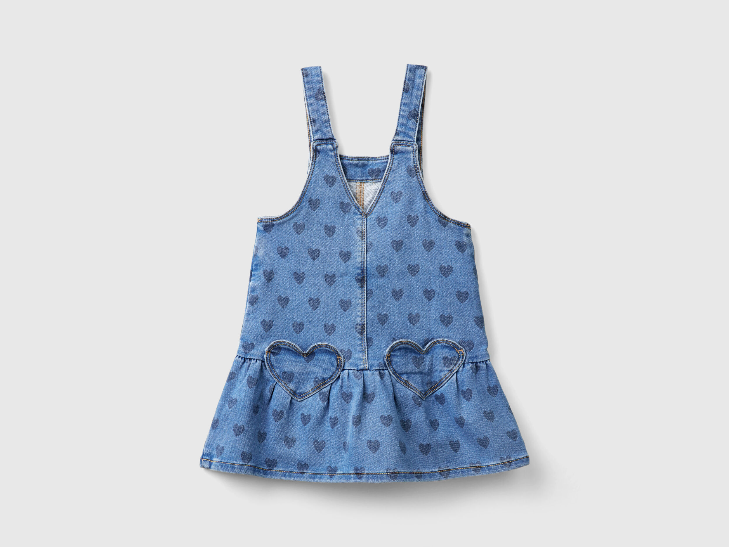 Gonna salopette di jeans con cuori Blu Benetton