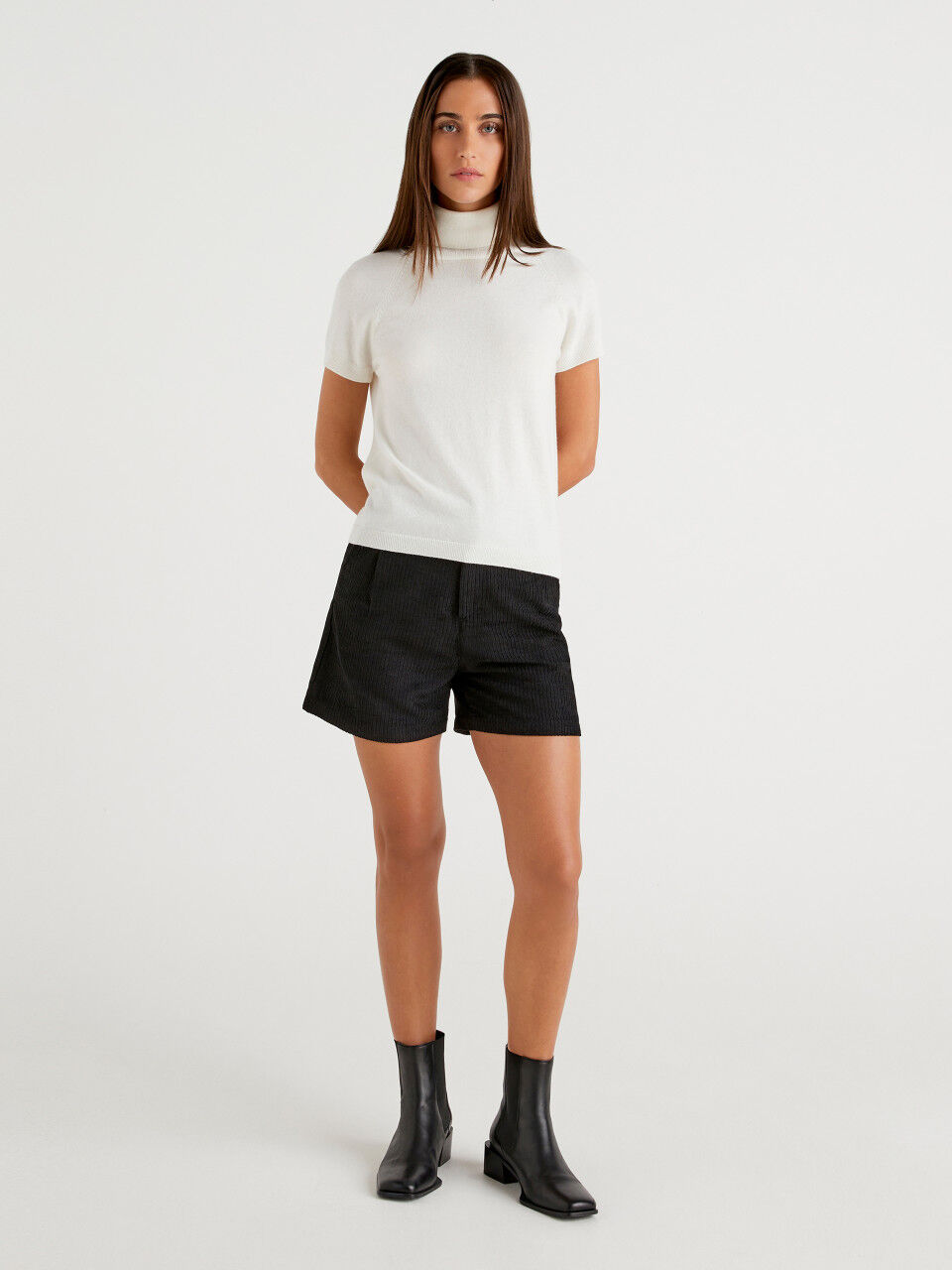 Shorts In Misto Cotone Stretch United Colors of Benetton Abbigliamento Pantaloni e jeans Shorts Pantaloncini 