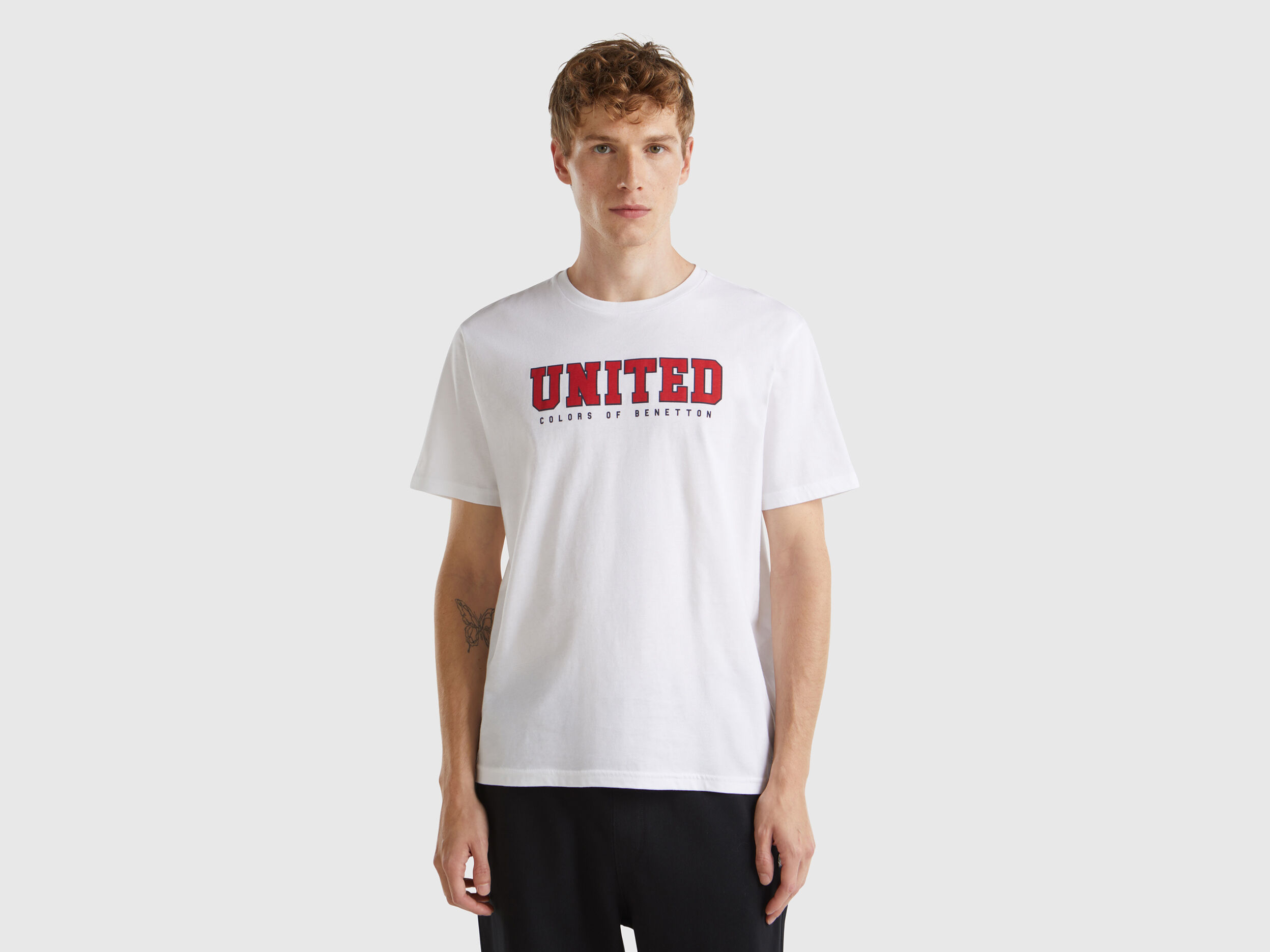T shirt benetton uomo on sale