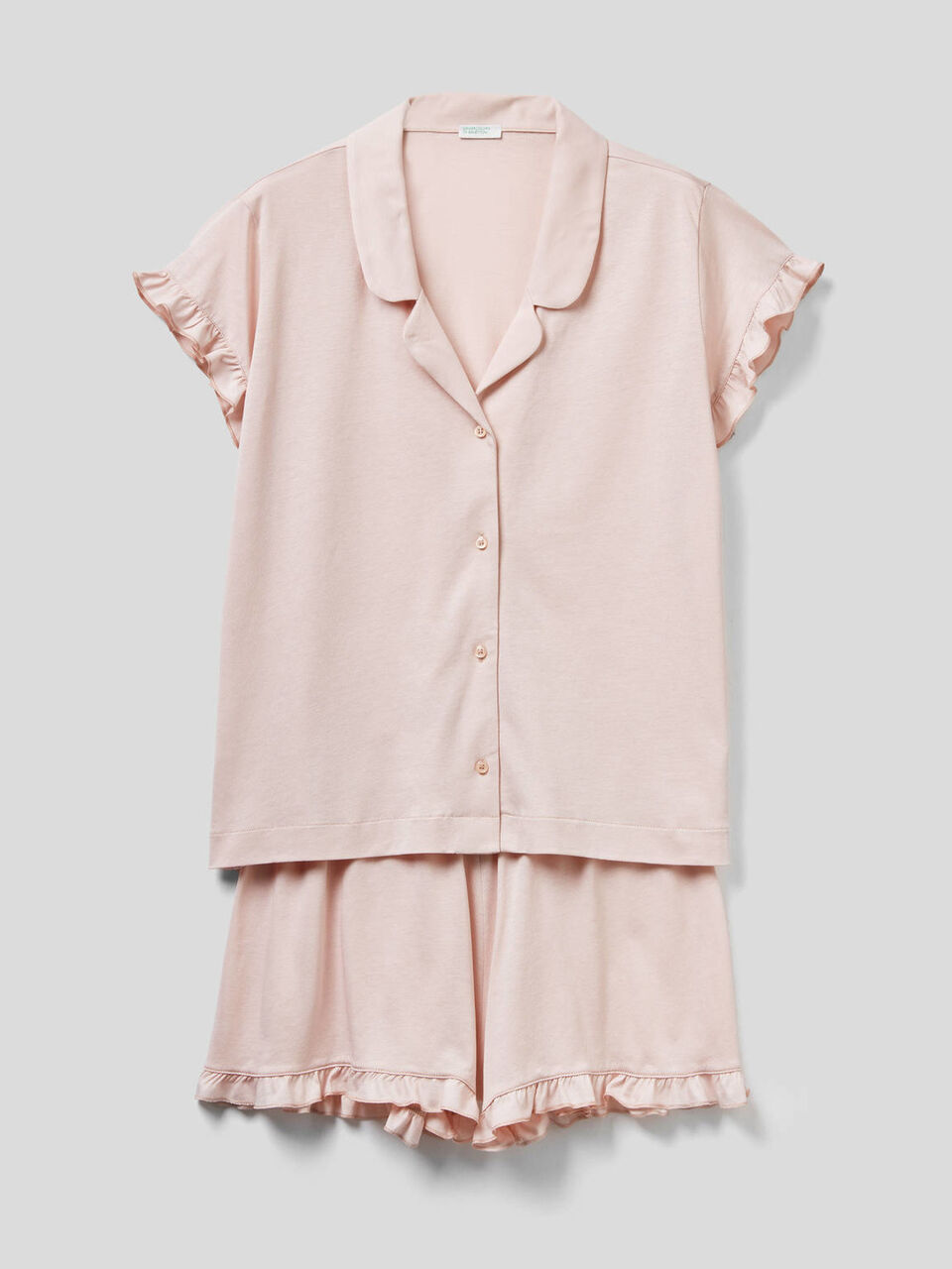 Set pigiama con blusa e shorts image number 1