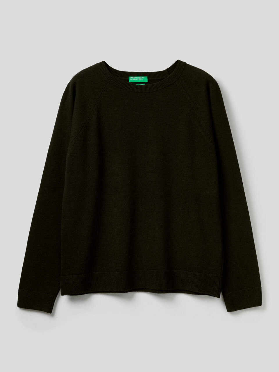 Maglia girocollo in misto lana e cashmere image number 1