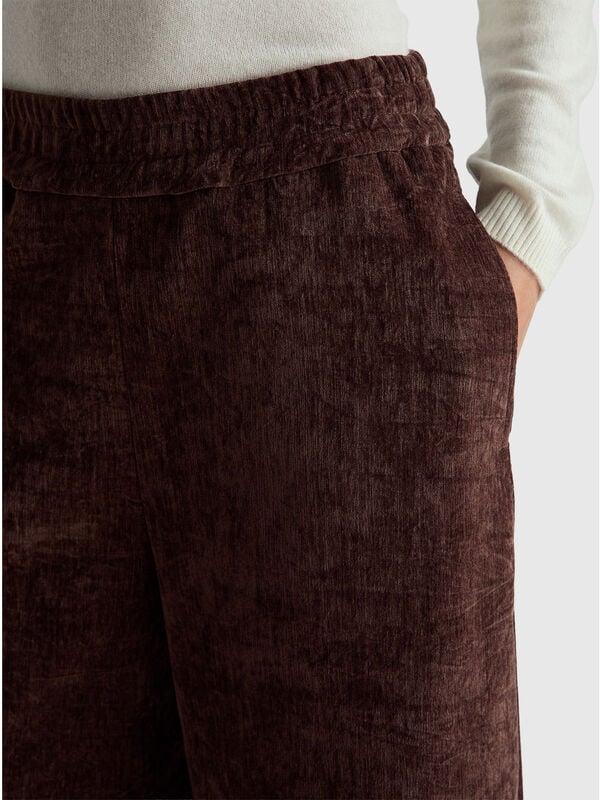 Pantaloni ampi in velluto liscio Donna
