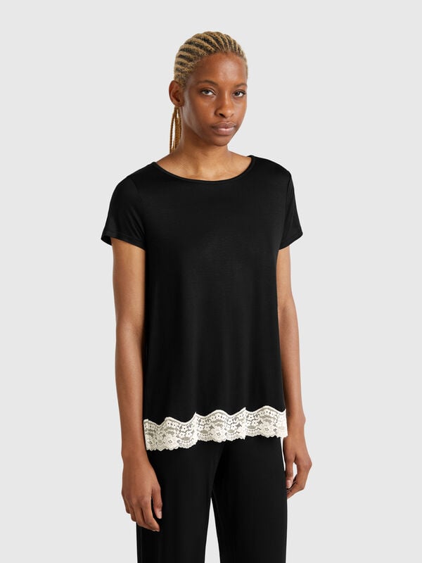 Maglia manica corta con dettaglio in pizzo Donna
