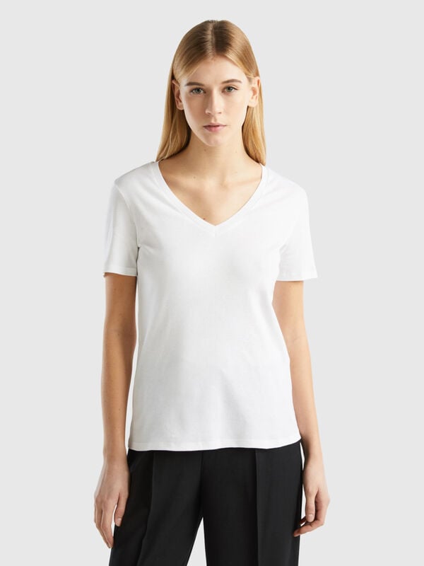 T-shirt in puro cotone con scollo a V Donna