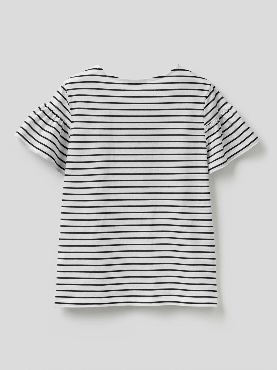 T-shirt a righe con manica arricciata image number 2