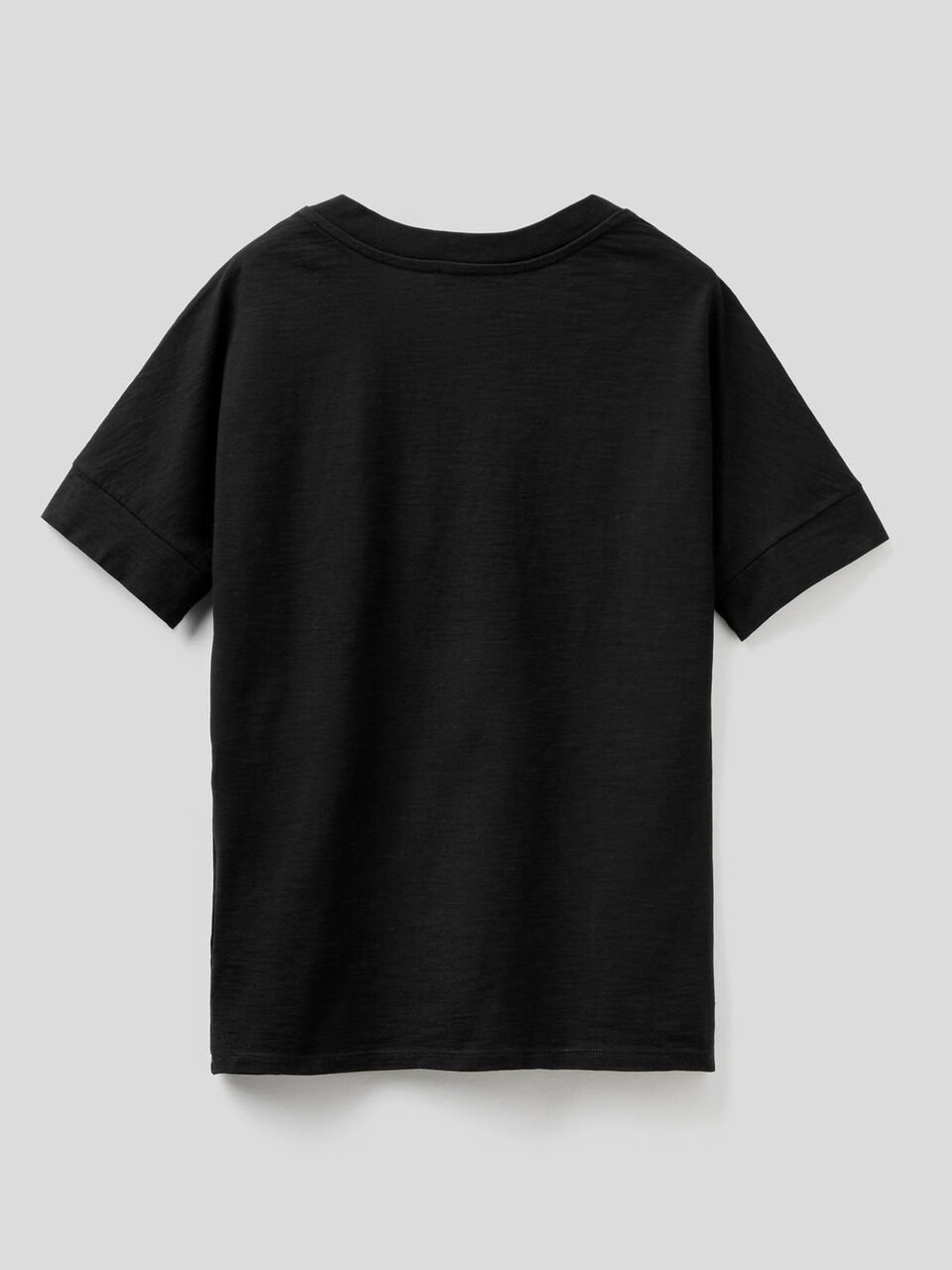 T-shirt con scollo a V 100% cotone image number 2