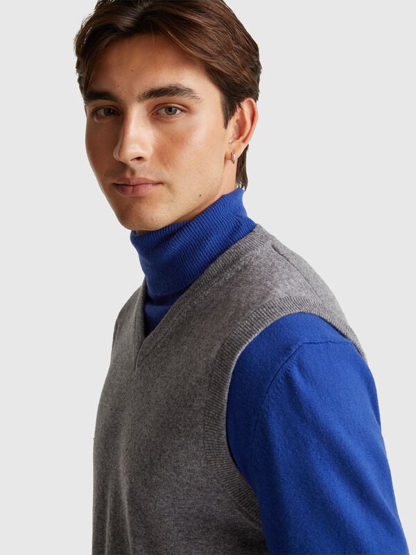 Gilet grigio in pura lana Merino Uomo