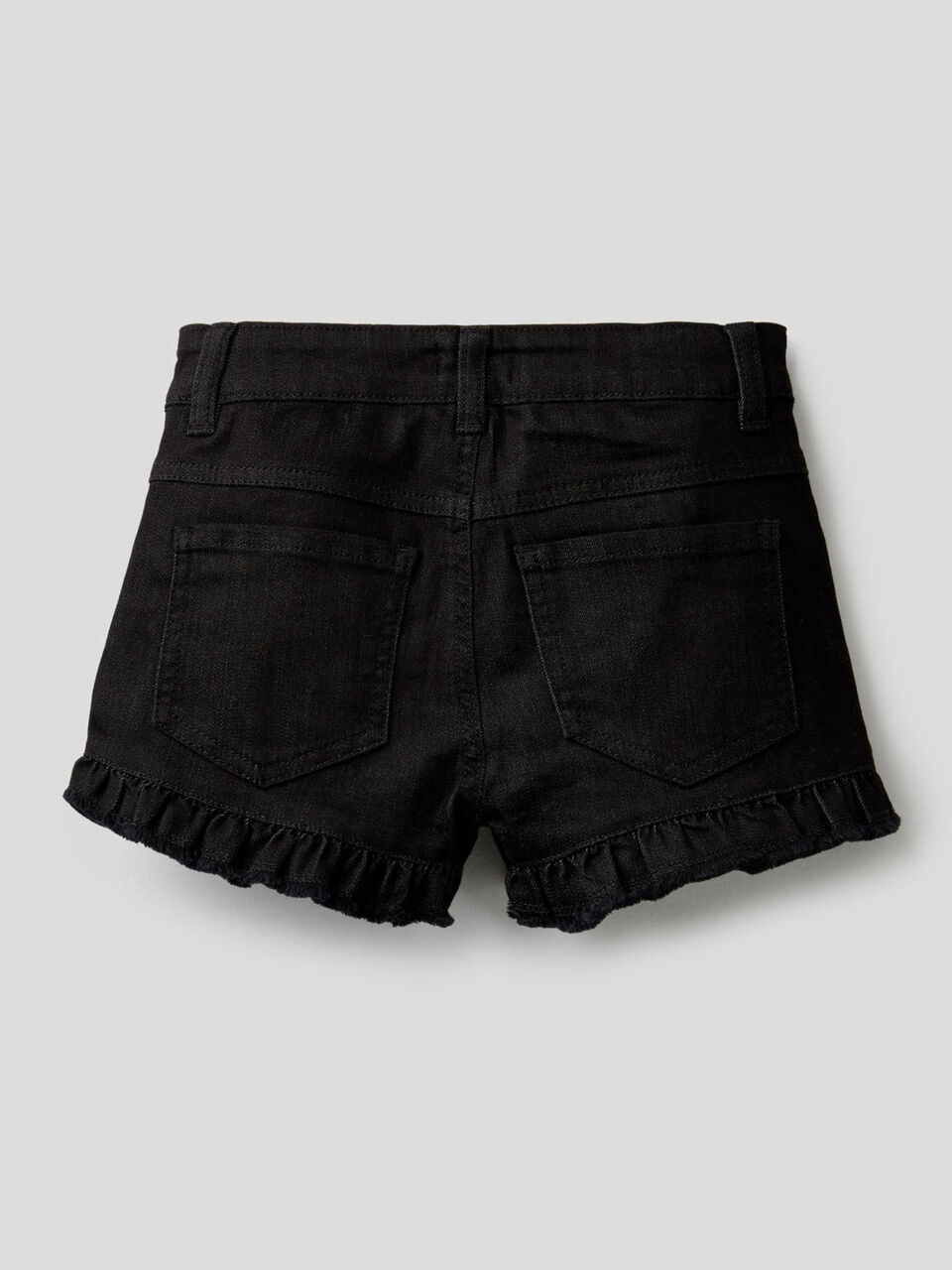 Shorts tinta unita con rouche image number 2