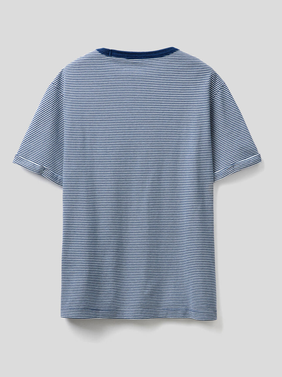 T-shirt 100% cotone con effetto vissuto image number 2