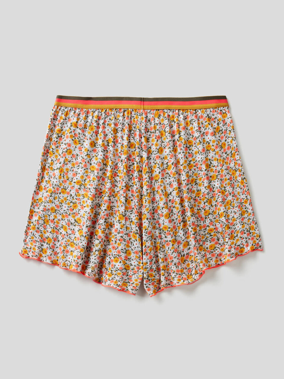 Shorts fluidi image number 2