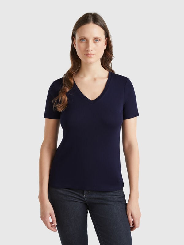 T-shirt blu scura in puro cotone con scollo a V Donna