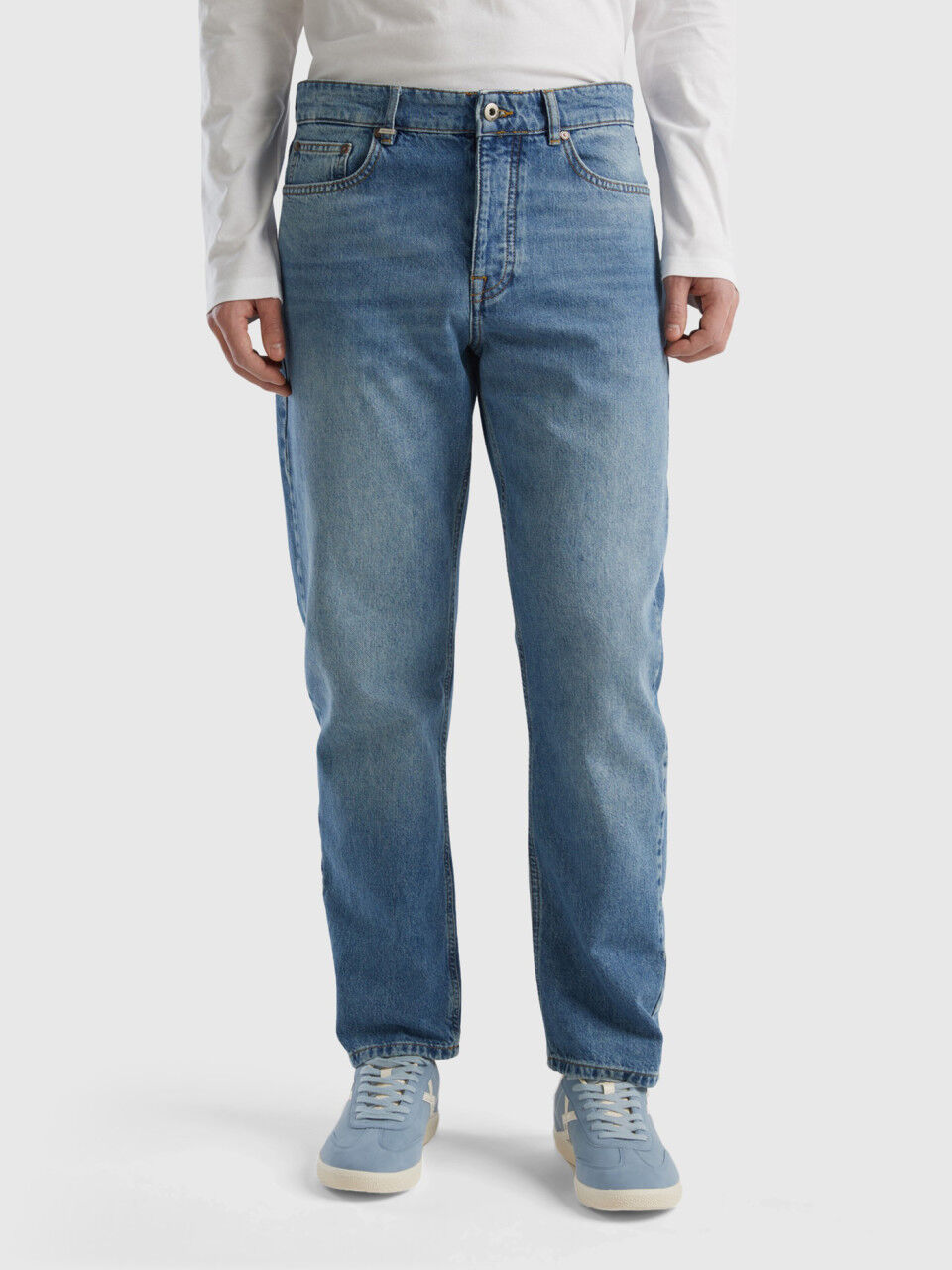 Jeans Carrot Fit Uomo Acquista la Nuova Collezione Online