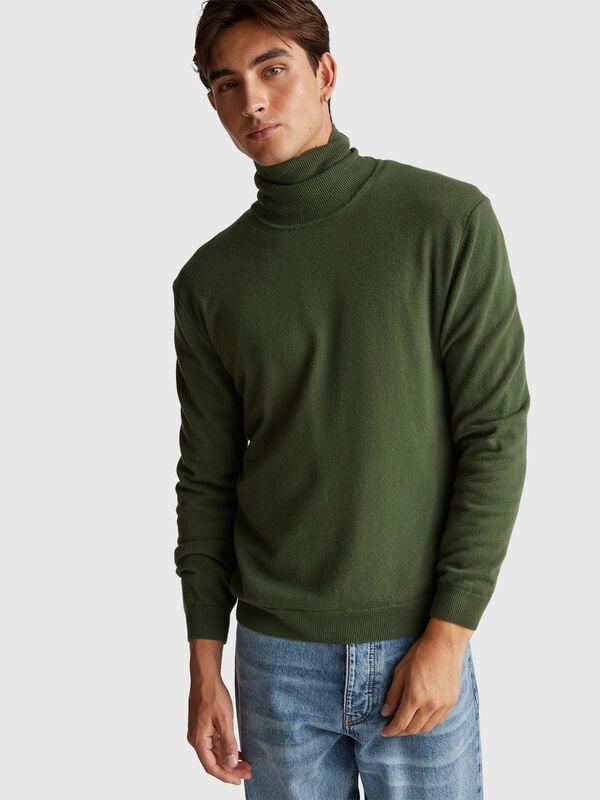 Dolcevita verde oliva in pura lana Merino Uomo