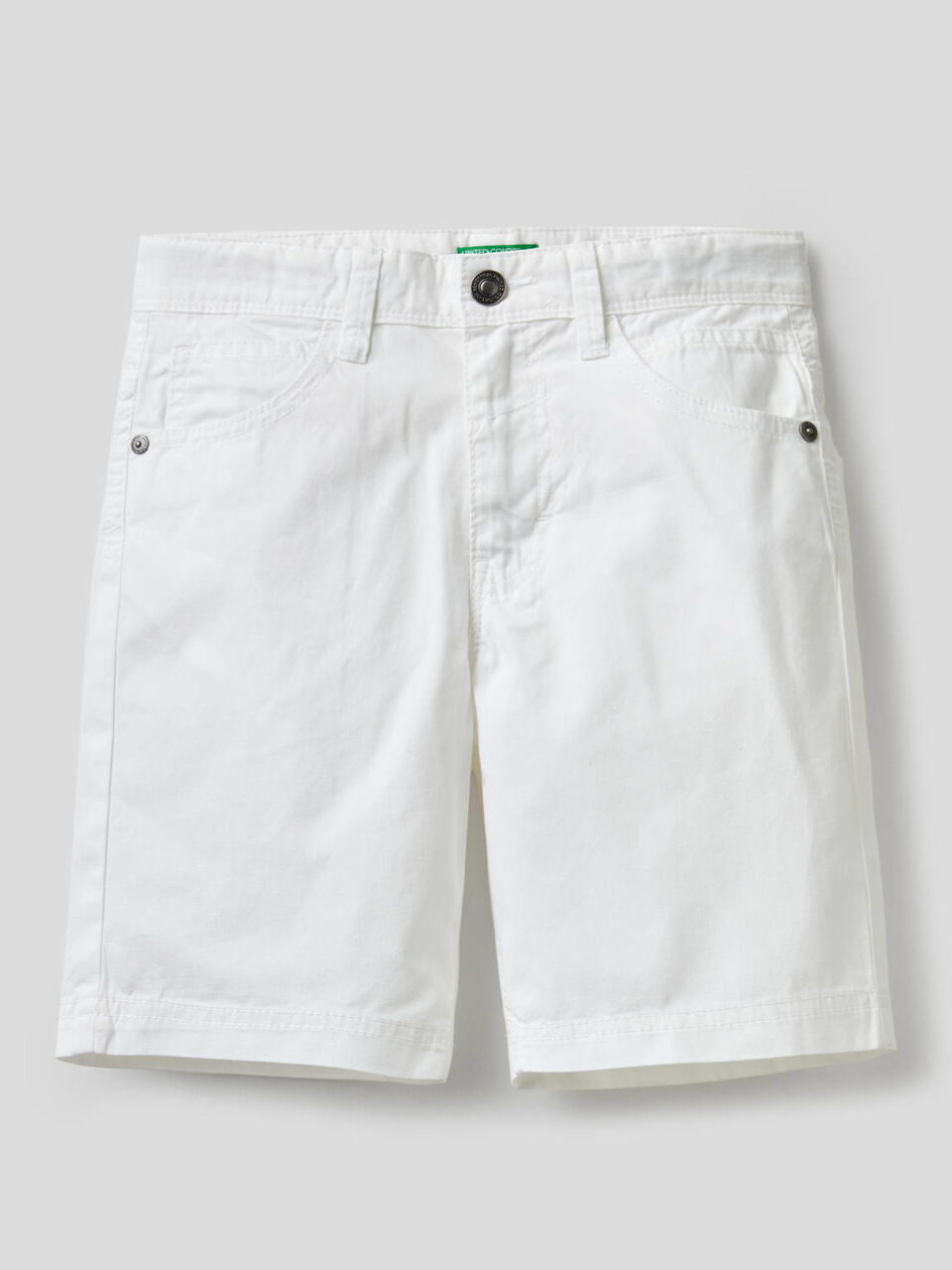 Pantaloni corti cinque tasche image number 1