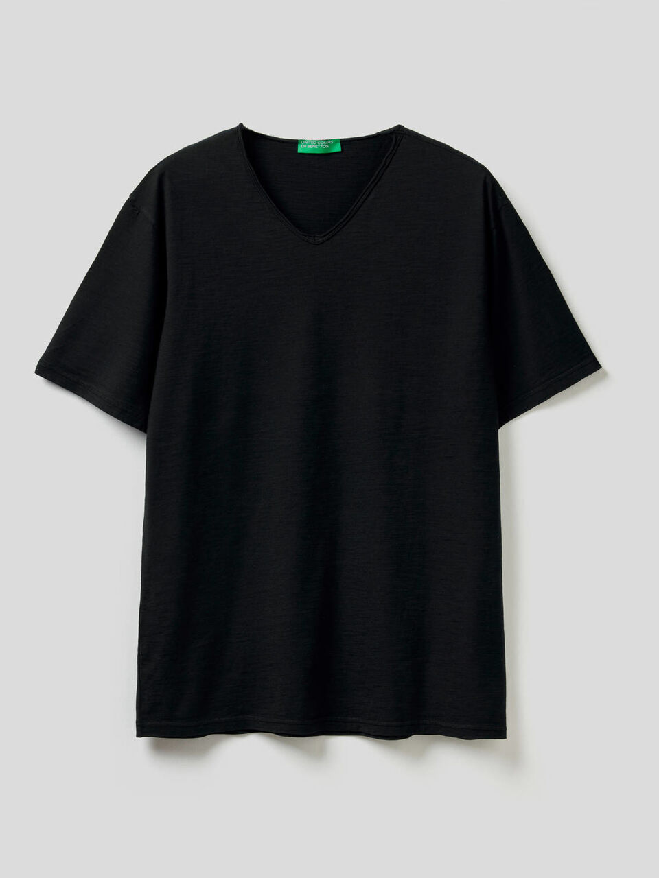 T-shirt 100% cotone con scollo a V image number 1