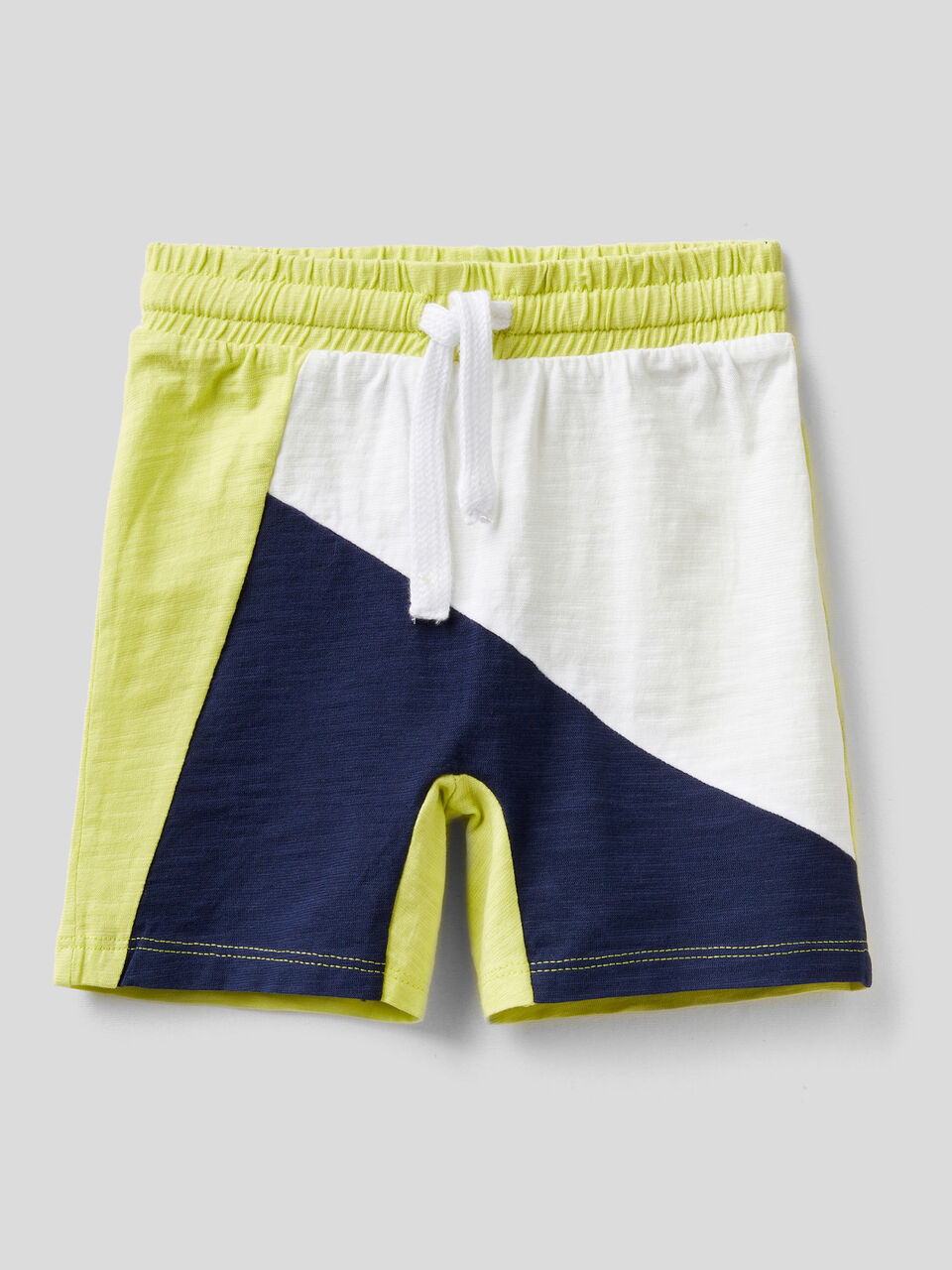Pantaloncini leggeri color block image number 1