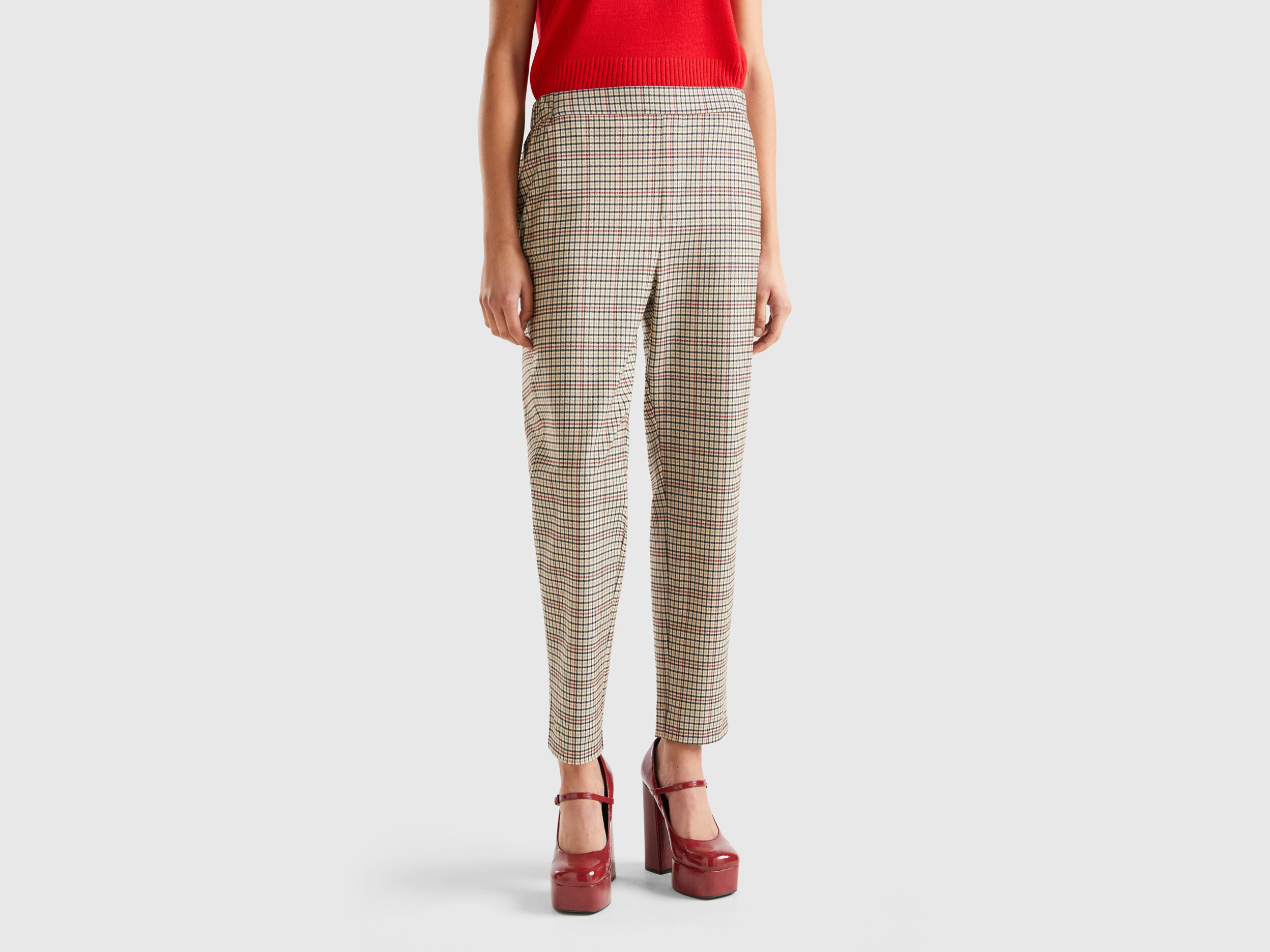 Pantaloni fantasia con elastico in vita