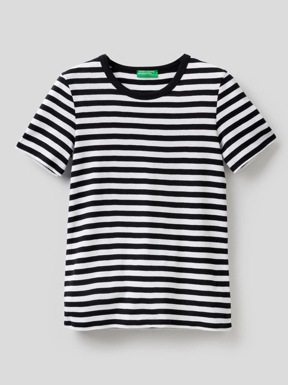 T-shirt girocollo a righe image number 1