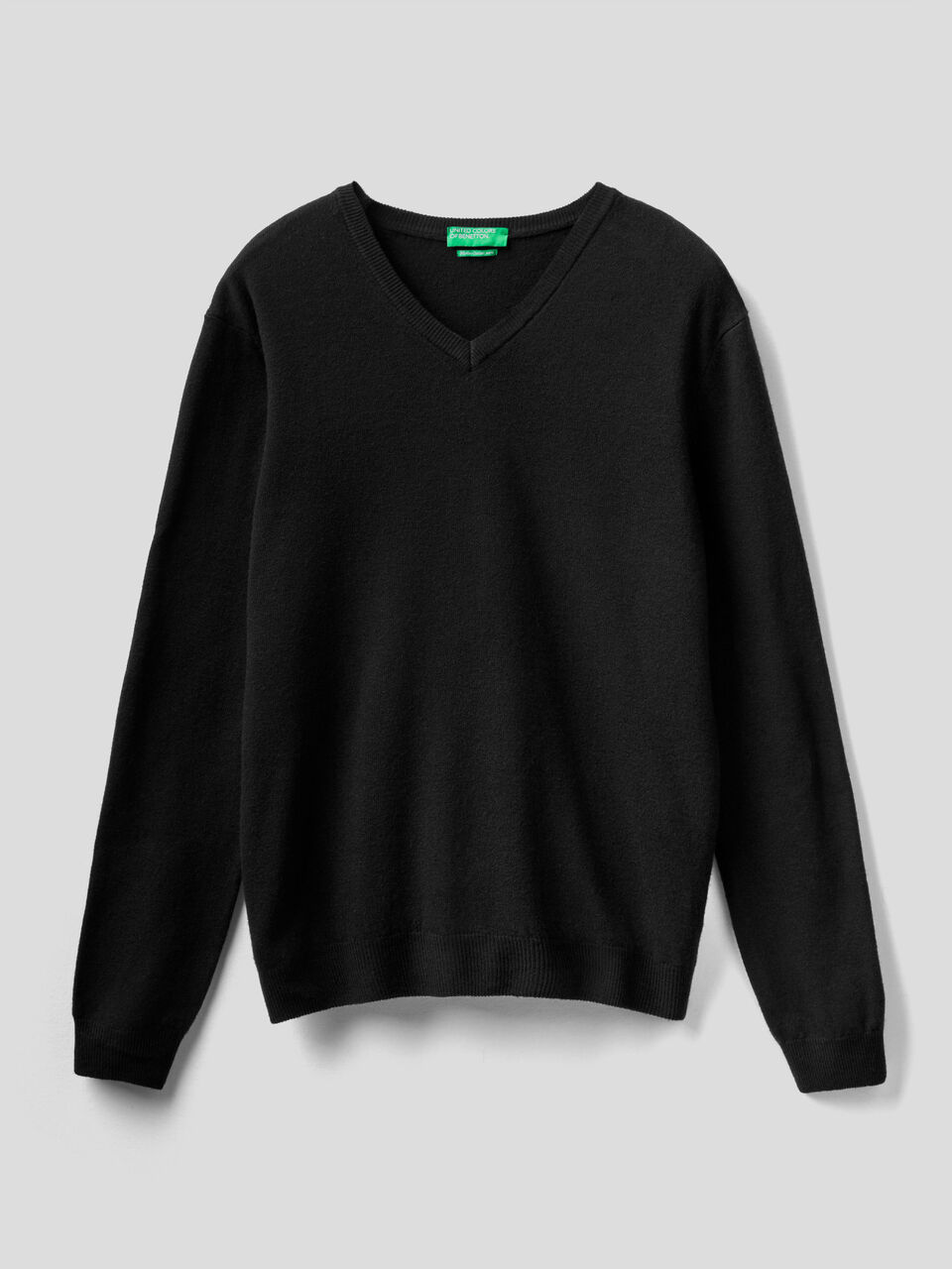 Maglia scollo a V in pura lana vergine image number 1