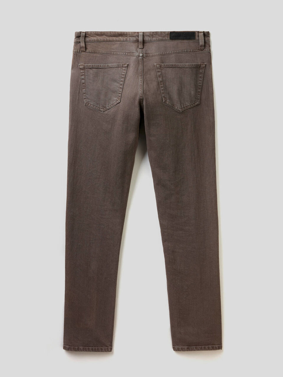 Pantaloni cinque tasche in cotone stretch image number 2