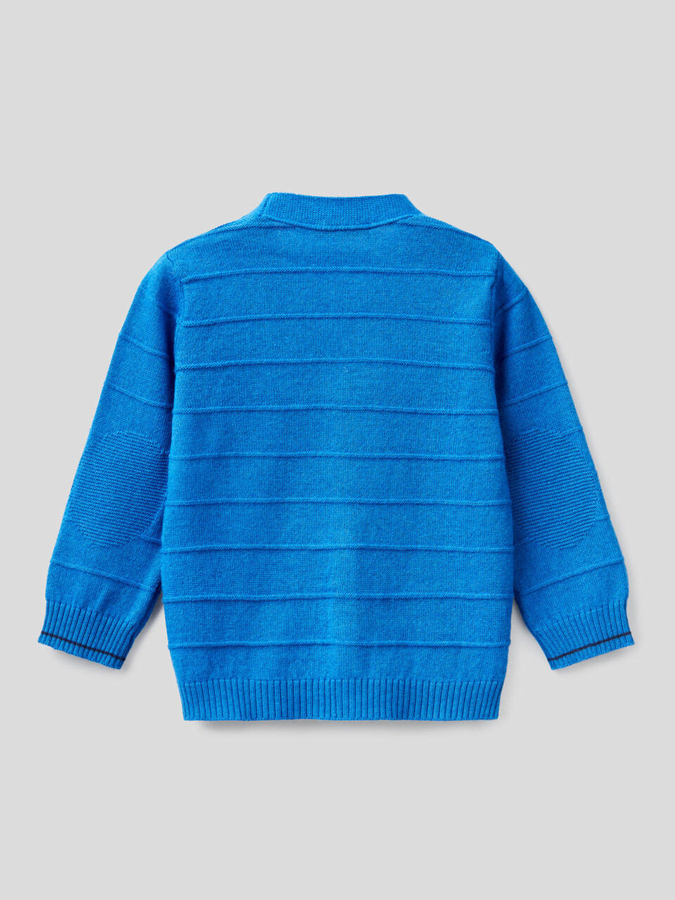Cardigan lavorato con scollo a V image number 2