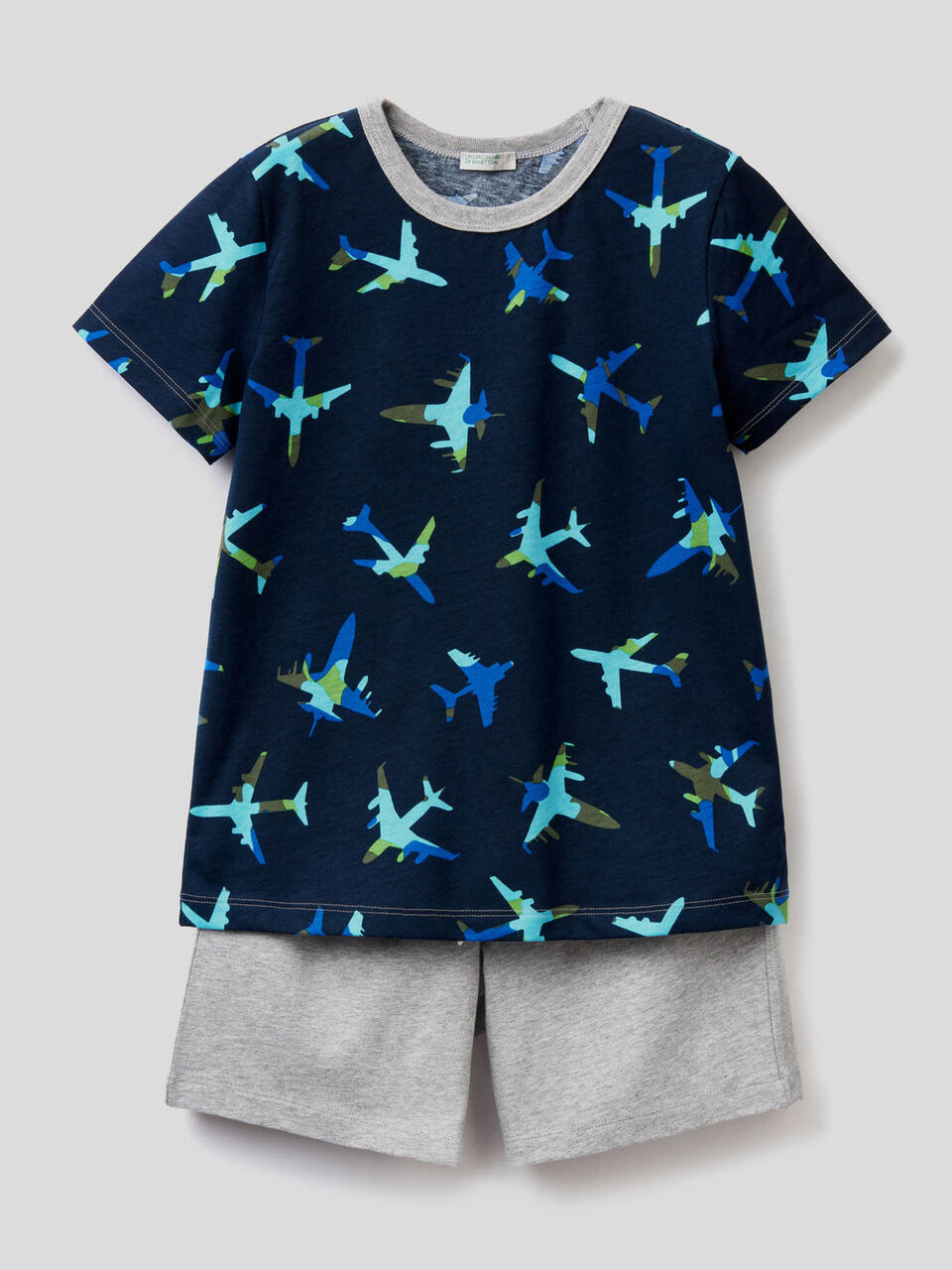 Pigiama t-shirt e bermuda image number 1