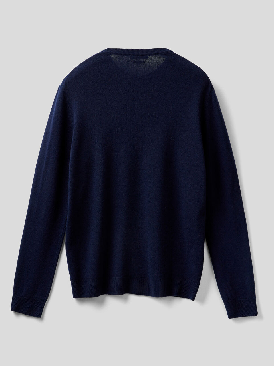 Maglia girocollo in pura lana vergine image number 2