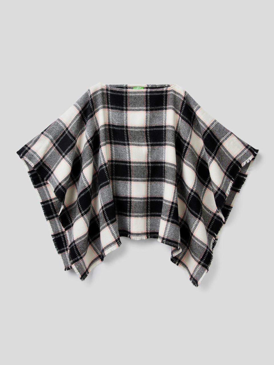 Poncho fantasia tartan image number 1