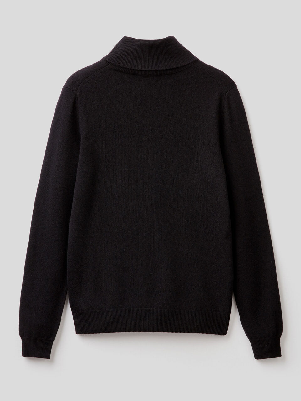 Maglione dolcevita in pura lana vergine image number 2