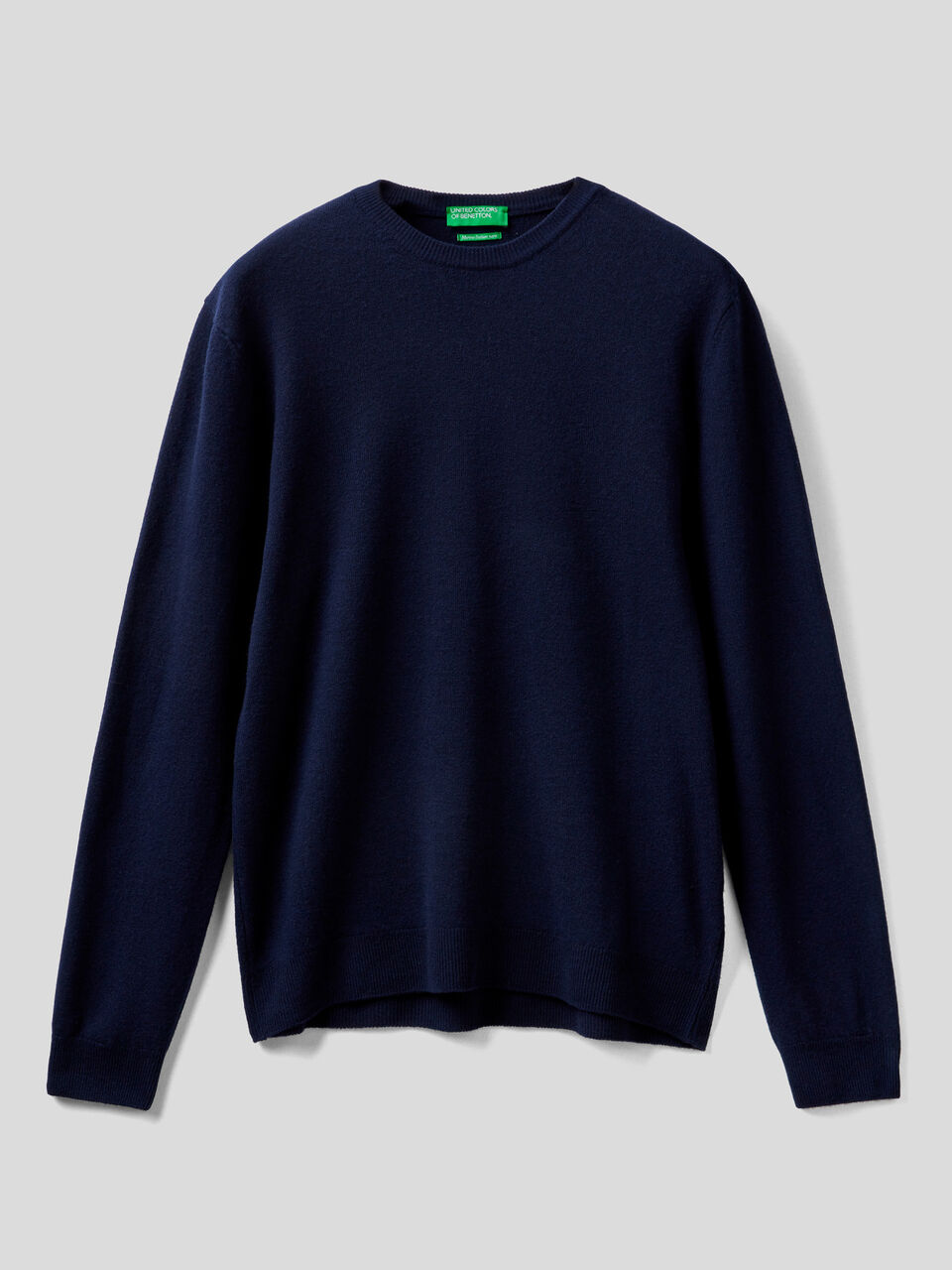 Maglia girocollo in pura lana vergine image number 1