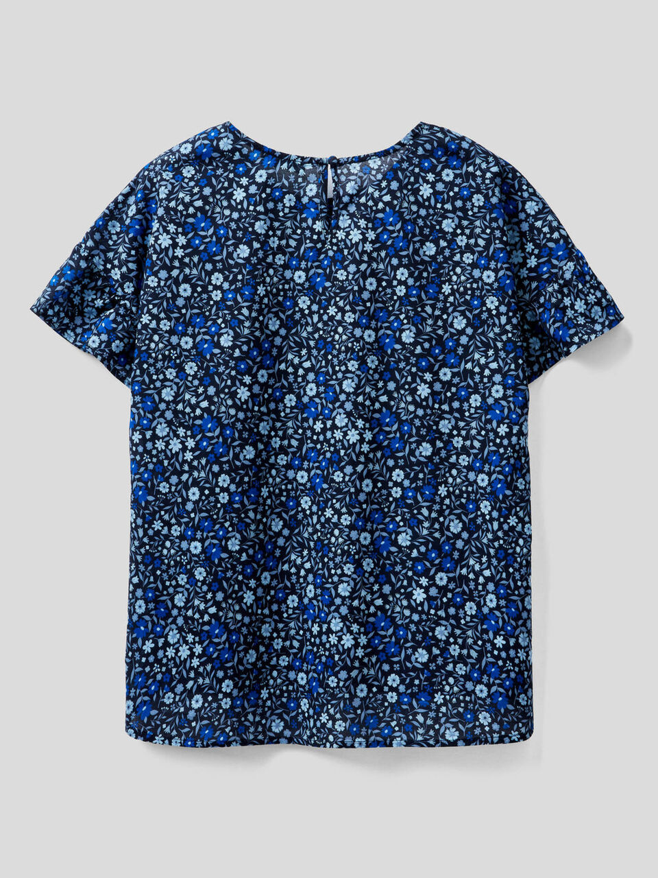Blusa con manica a volant image number 2