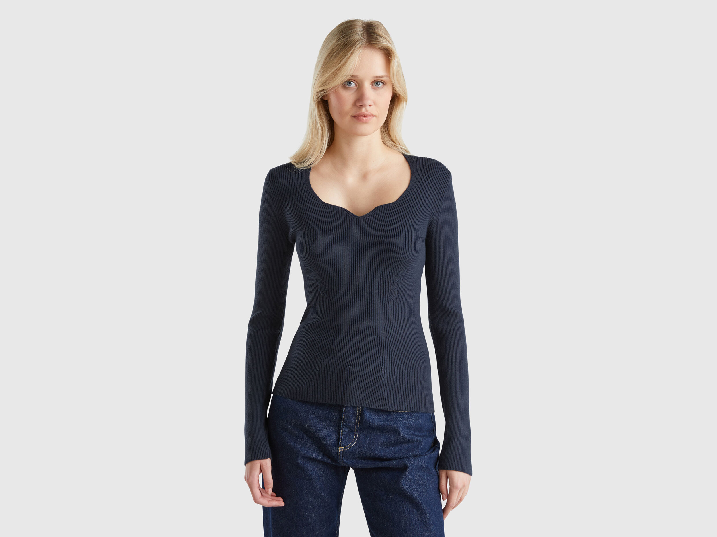 Maglia con scollo a cuore Blu Scuro Benetton