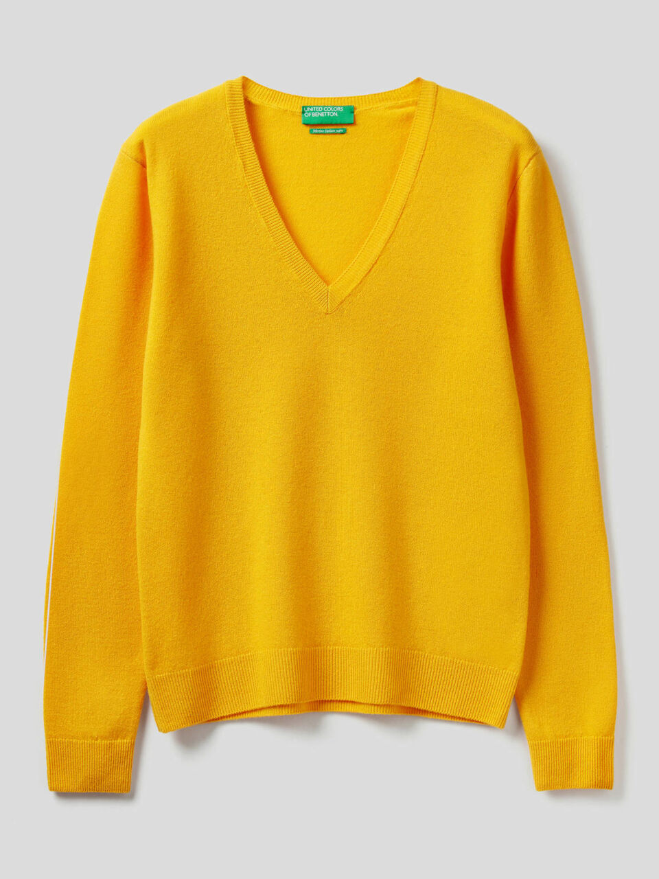 Maglia con scollo a V in pura lana vergine image number 1